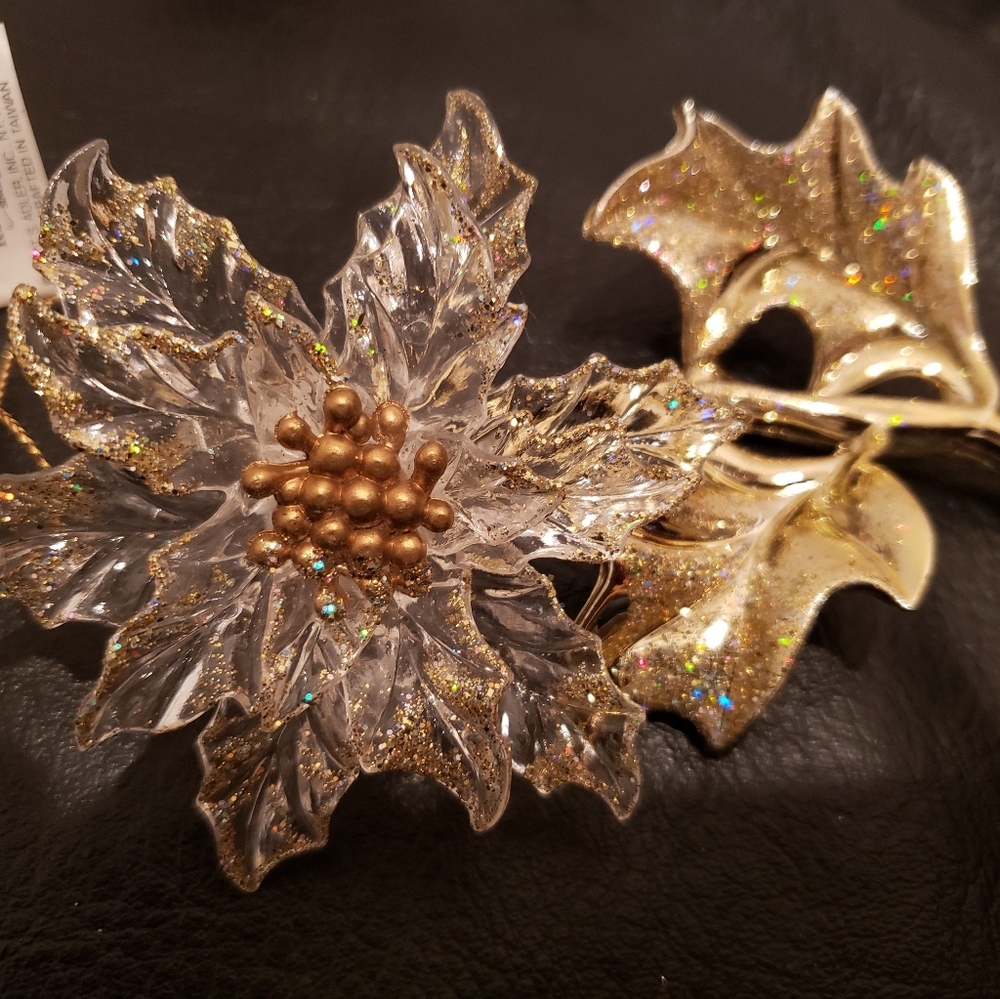 Acrylic Holly Flower